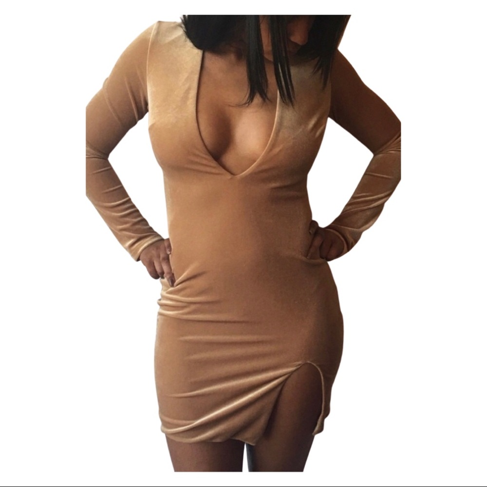 🆕 Champagne Campaign Velvet Dress